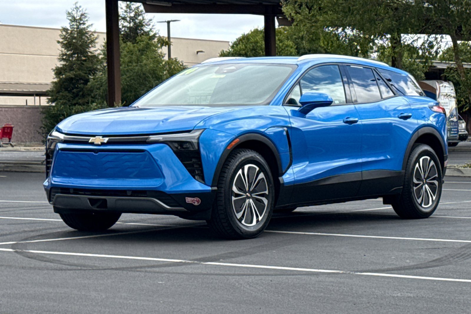 Used 2024 Chevrolet Blazer EV LT AWD/4WD image 16