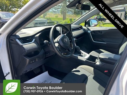 Used 2025 Toyota RAV4 LE AWD/4WD image 22