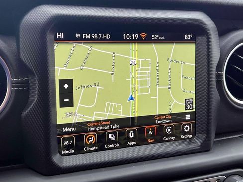 Used 2023 Jeep Wrangler Unlimited Sahara image 28