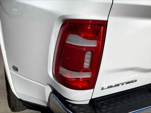 Certified 2024 RAM 3500 Limited image 27