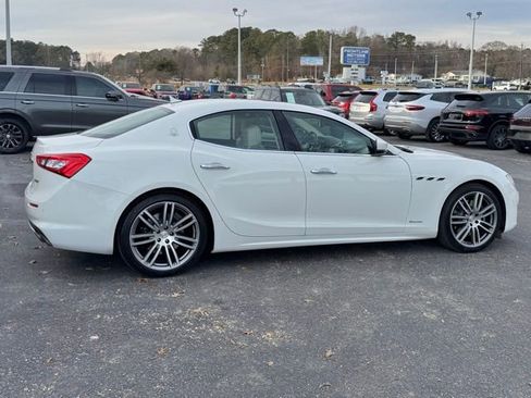 Used 2018 Maserati Ghibli S GranLusso image 7