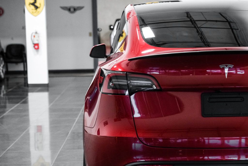 Used 2024 Tesla Model Y Performance AWD/4WD image 47