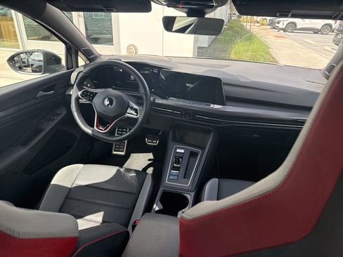 Used 2022 Volkswagen GTI Autobahn image 12