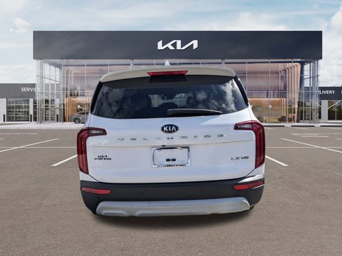 Certified 2021 Kia Telluride LX image 9