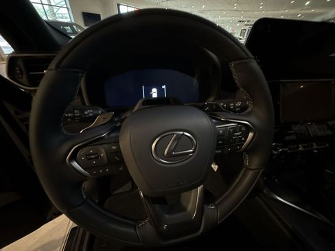 New 2026 Lexus LX 600 4WD w/ Luxury Package image 10