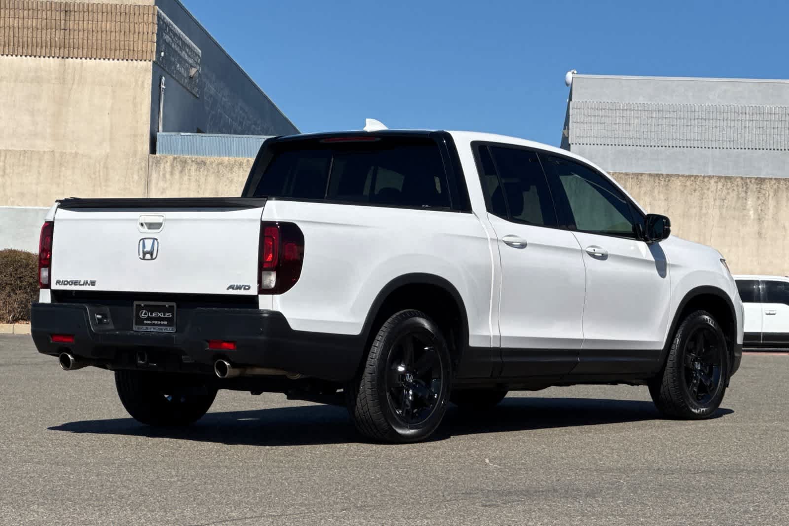 Used 2023 Honda Ridgeline Black Edition image 2