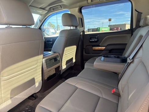 Used 2018 Chevrolet Silverado 1500 LTZ w/ Texas Edition image 22