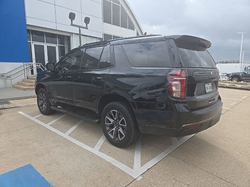 Used 2021 Chevrolet Tahoe Z71 w/ Rear Media and Nav Package image 13