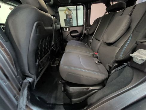 Used 2022 Jeep Wrangler Unlimited Rubicon 4xe w/ Cold Weather Group image 15