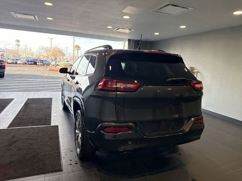 Used 2018 Jeep Cherokee Latitude image 7