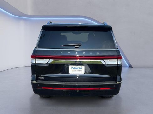 Used 2024 Lincoln Navigator L Reserve w/ Equipment Group 201A AWD/4WD image 5