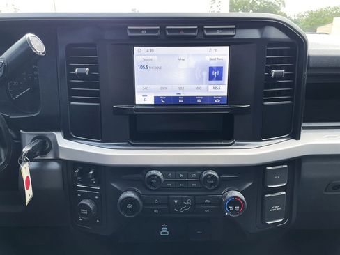 Used 2024 Ford F250 XL AWD/4WD image 29