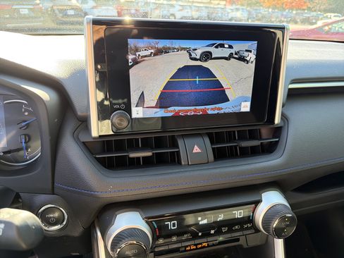 Certified 2023 Toyota RAV4 SE image 7