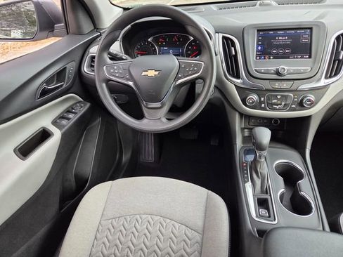 Certified 2024 Chevrolet Equinox LS w/ LS Convenience Package FWD image 14