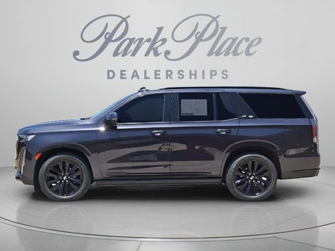 Used 2022 Cadillac Escalade Sport Platinum AWD/4WD image 2