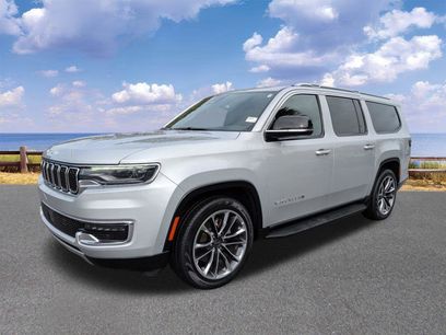 Used 2024 Jeep Wagoneer L Series II w/ Premium Group I