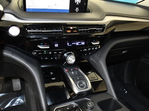 Certified 2024 Acura MDX SH-AWD w/ Technology Package image 28