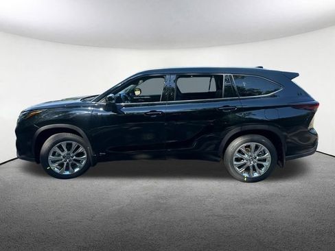 New 2026 Toyota Highlander Limited AWD/4WD image 6