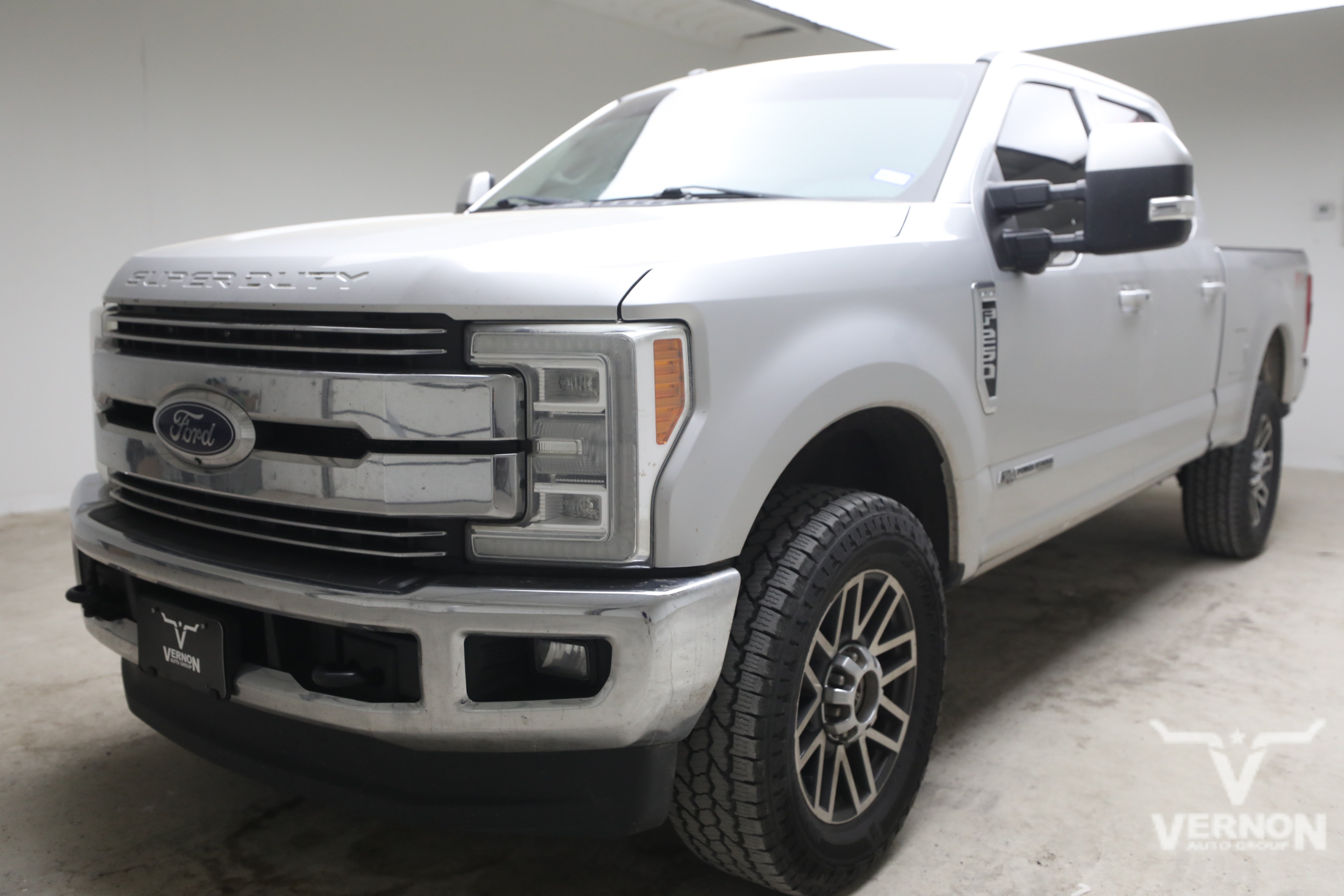 Used 2018 Ford F250 Lariat w/ Lariat Ultimate Package AWD/4WD image 1