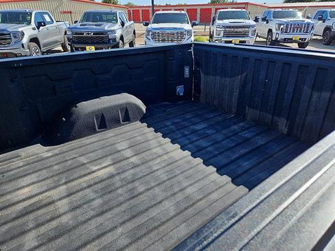 Used 2022 Chevrolet Silverado 1500 LTZ w/ Technology Package image 11