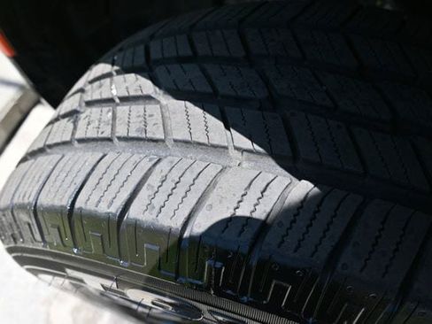 Used 2024 Jeep Wagoneer Series II AWD/4WD image 9