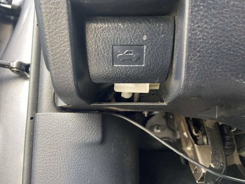 Used 2018 Toyota Tundra Limited AWD/4WD image 29
