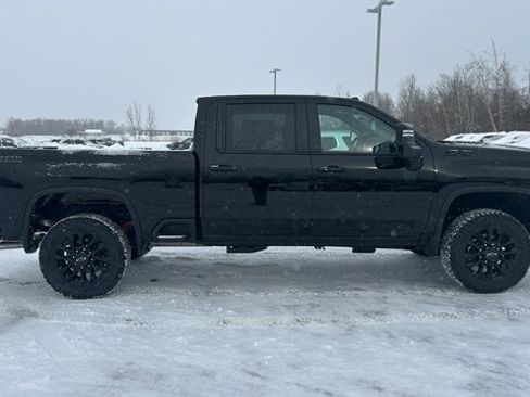 New 2026 Chevrolet Silverado 2500 LT w/ Trail Boss Package image 2