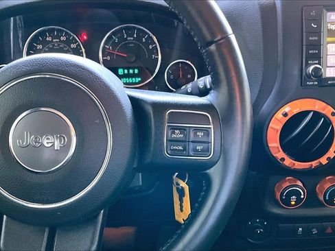 Used 2017 Jeep Wrangler Unlimited Sport AWD/4WD image 21