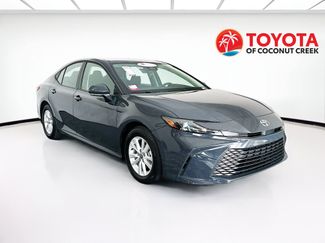 Used 2025 Toyota Camry LE w/ Convenience Package FWD video 1
