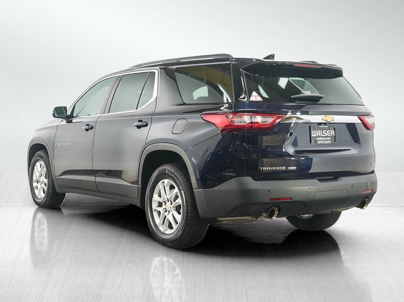 Used 2020 Chevrolet Traverse LT w/ LPO, Floor Liner Package AWD/4WD image 3