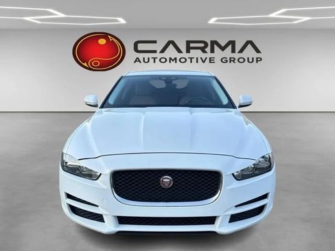 Used 2019 Jaguar XE Premium RWD image 8