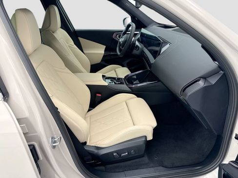 New 2026 BMW X3 xDrive30i w/ Premium Package AWD/4WD image 19