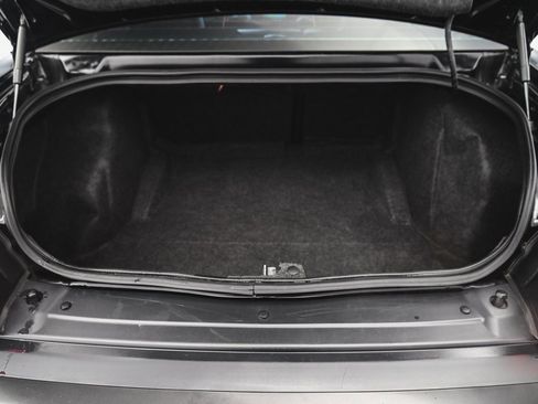 Used 2016 Dodge Challenger R/T Scat Pack w/ Leather Interior Group image 35