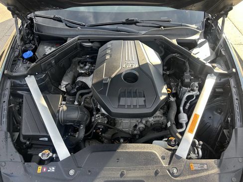 Used 2018 Kia Stinger Premium image 32