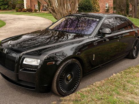 Used 2014 Rolls-Royce Ghost image 14
