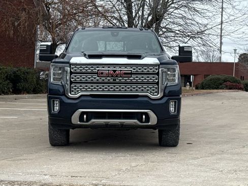 Used 2021 GMC Sierra 2500 Denali w/ Denali Ultimate Package image 2