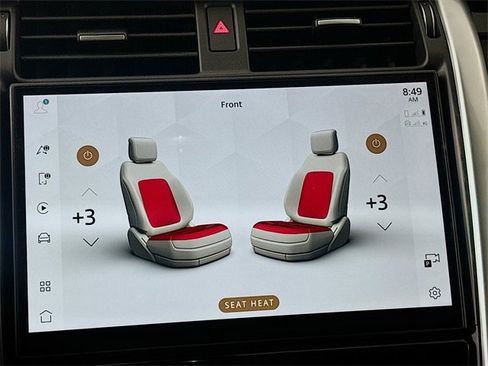 Used 2024 Land Rover Discovery S image 23