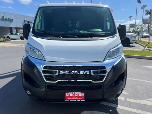Used 2025 RAM ProMaster 2500 w/ U-Haul Equipment Group FWD image 7