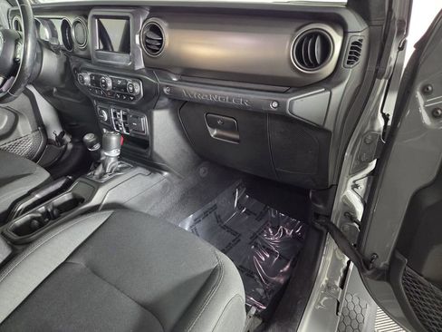 Certified 2020 Jeep Wrangler Unlimited Sport S image 31