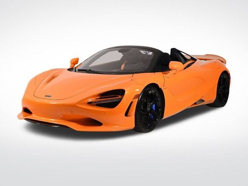 Used 2026 McLaren 750S Spider image 1