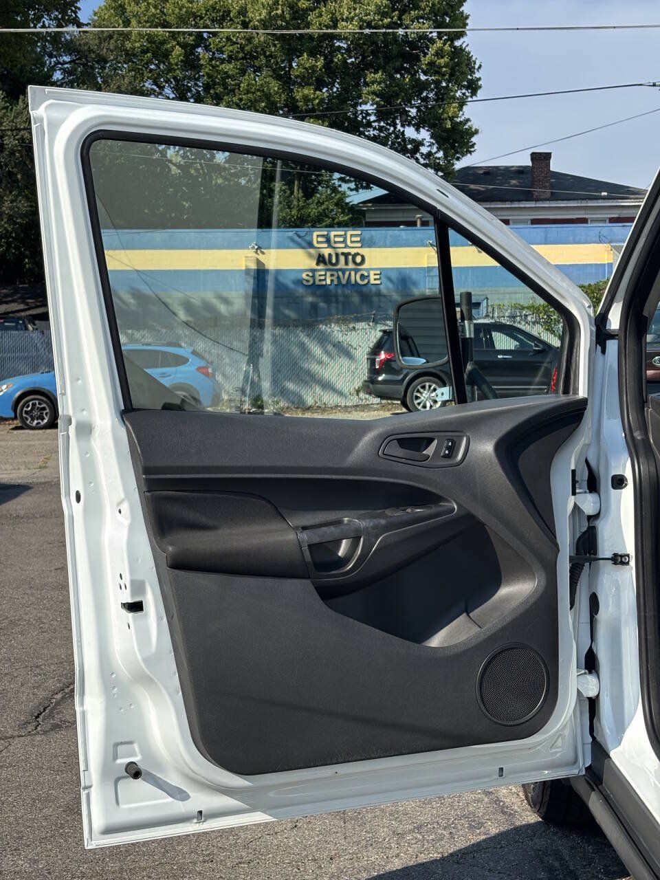 Used 2015 Ford Transit Connect XL FWD image 9