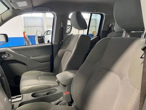 Used 2019 Nissan Frontier SV AWD/4WD image 23
