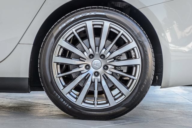 Used 2018 Maserati Ghibli RWD image 13