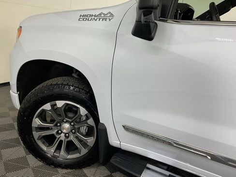 Used 2026 Chevrolet Silverado 1500 High Country w/ Technology Package AWD/4WD image 41