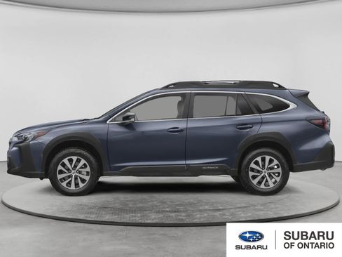Used 2025 Subaru Outback Premium AWD/4WD image 3