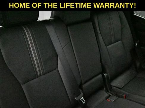 Used 2025 Toyota 4Runner Limited AWD/4WD image 39