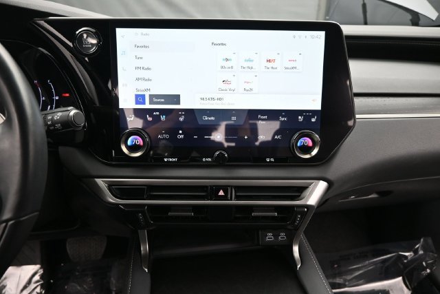 Used 2023 Lexus RX 350 Premium Plus w/ Cold Area Package AWD/4WD image 8