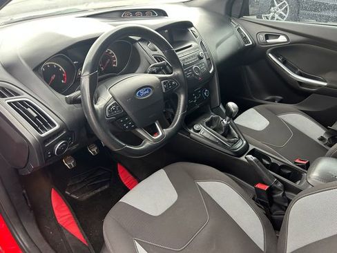 Used 2015 Ford Focus ST image 13