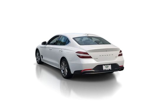 Used 2022 Genesis G70 2.0T image 6