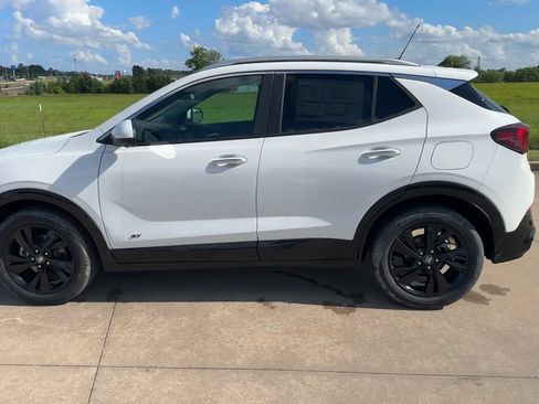 New 2026 Buick Encore GX Sport Touring w/ Advanced Technology Package FWD image 6